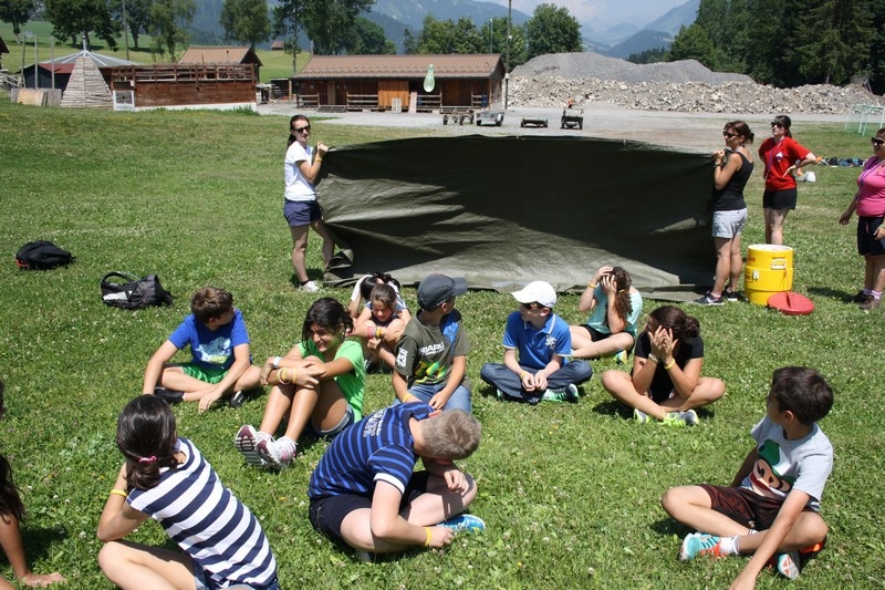 Village Camps International Summer Camp Leysin, Switzerland 2026-08-15 https://www.villagecamps.com/journals_admin/images/691-23-Big Yellow (7).jpg